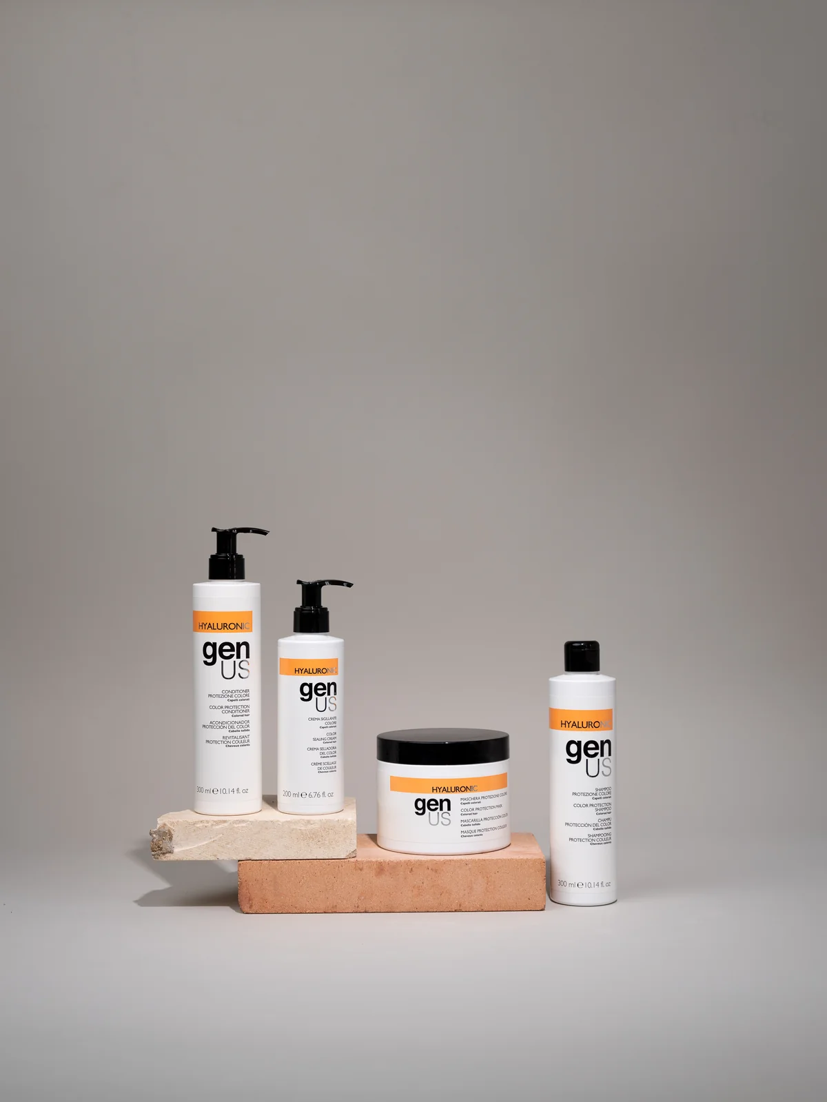 HYALURONIC — Deep hydration with a naturally weightless feel.