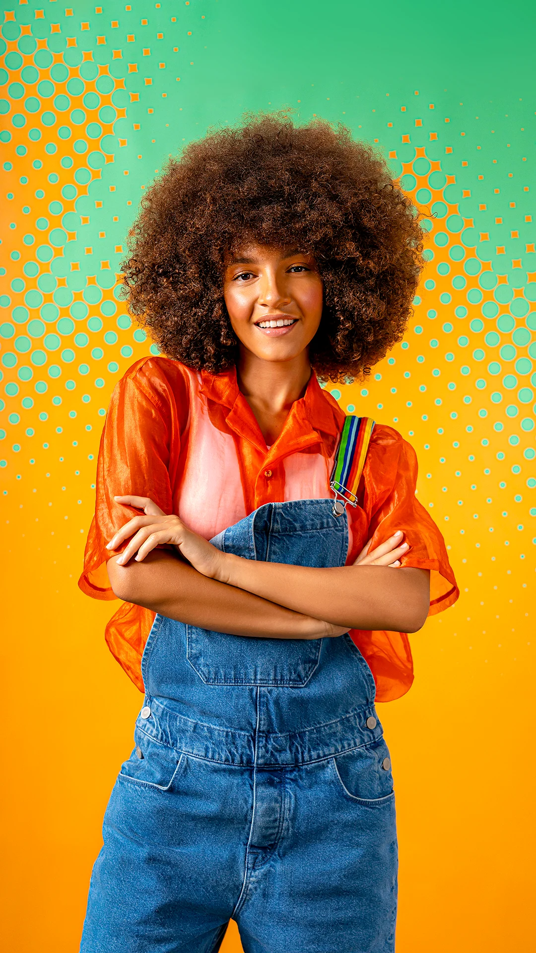 LOMORA — Embrace your natural beauty with effortless confidence.