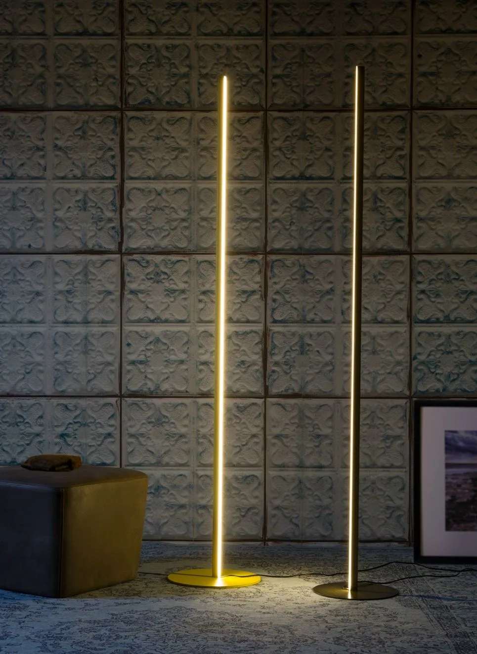 D:\Shosho\Darpedia Content\شهر سبتمبر\79\minimalist-floor-lamp.jpg