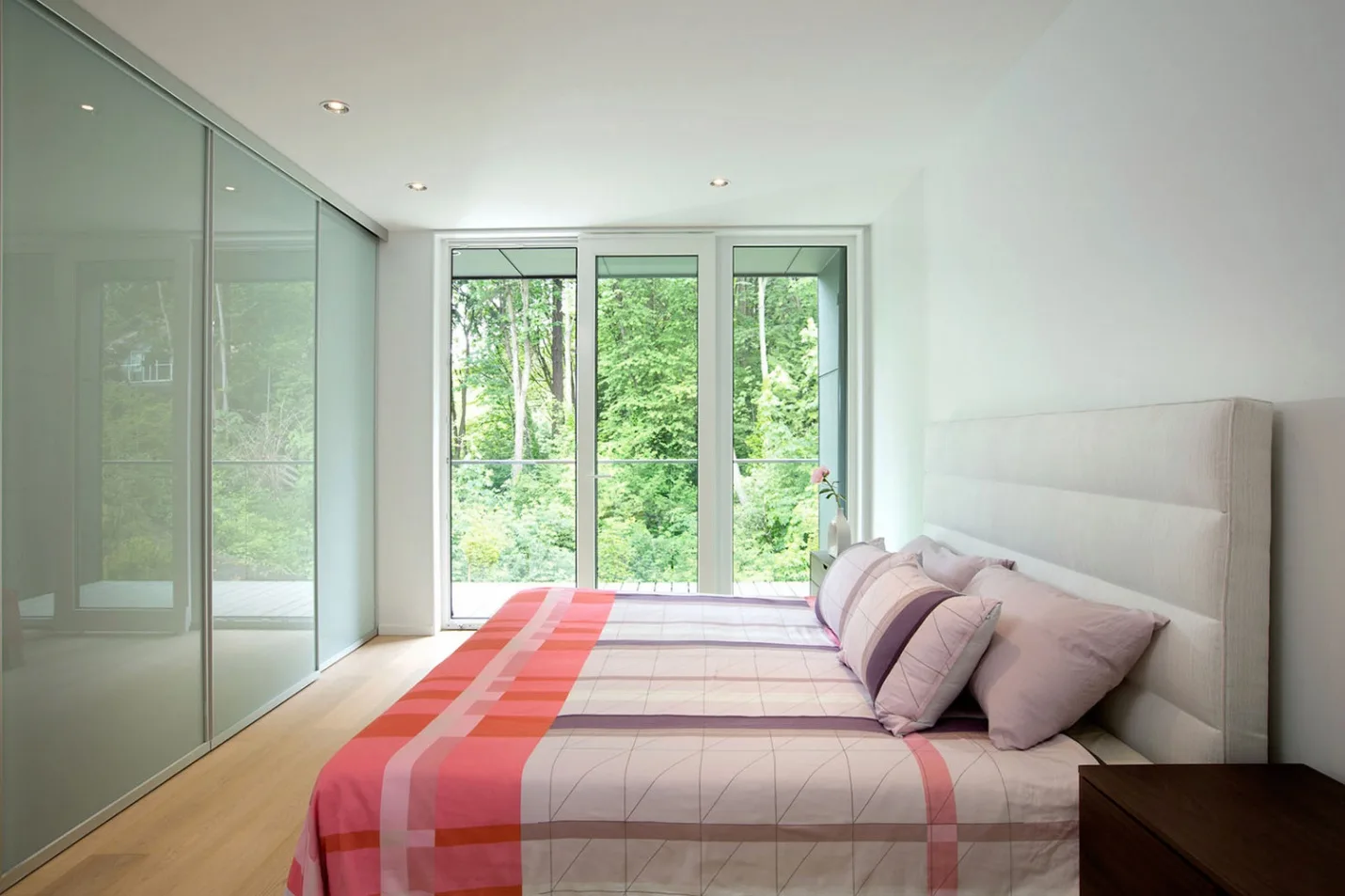 H:\ROOMS\BED ROOM\CONCRETE HOME 00104 (8).jpg