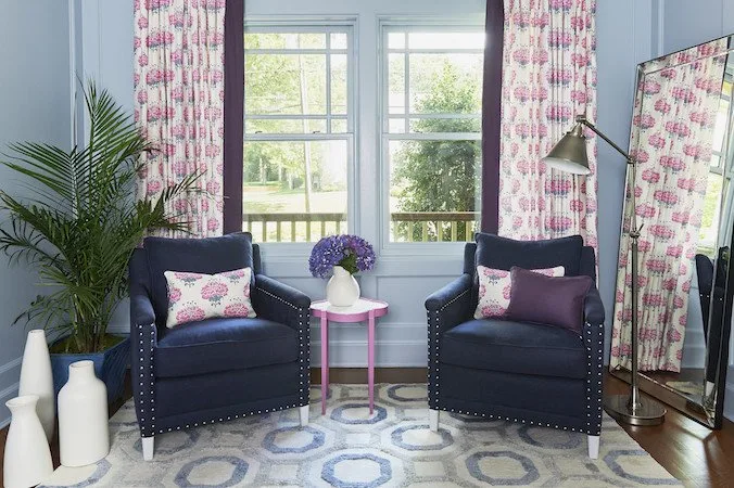 D:\Shosho\Darpedia Content\شهر نوفمبر\16\claudia-office-chairs-mirrior-after.jpg