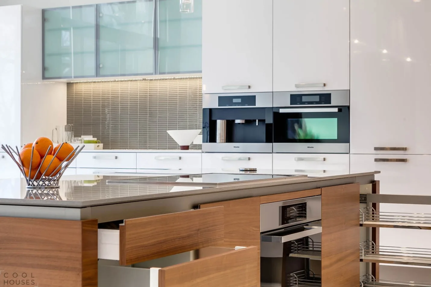 H:\ROOMS\KITCHEN\MODERN VILLA 0033 (22).jpg