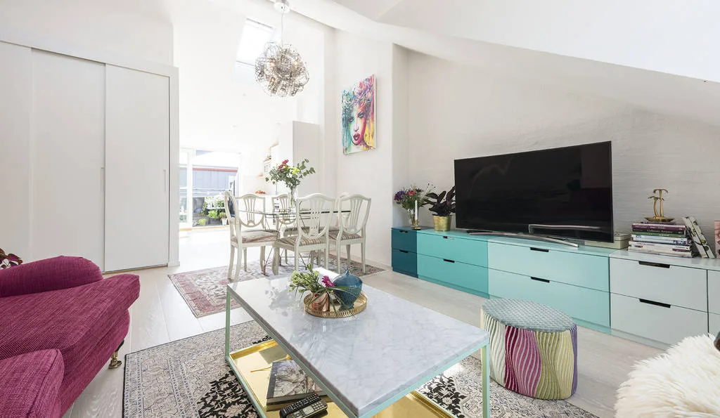 F:\Shery\44\Colorful-nordic-living-room-decor.jpg