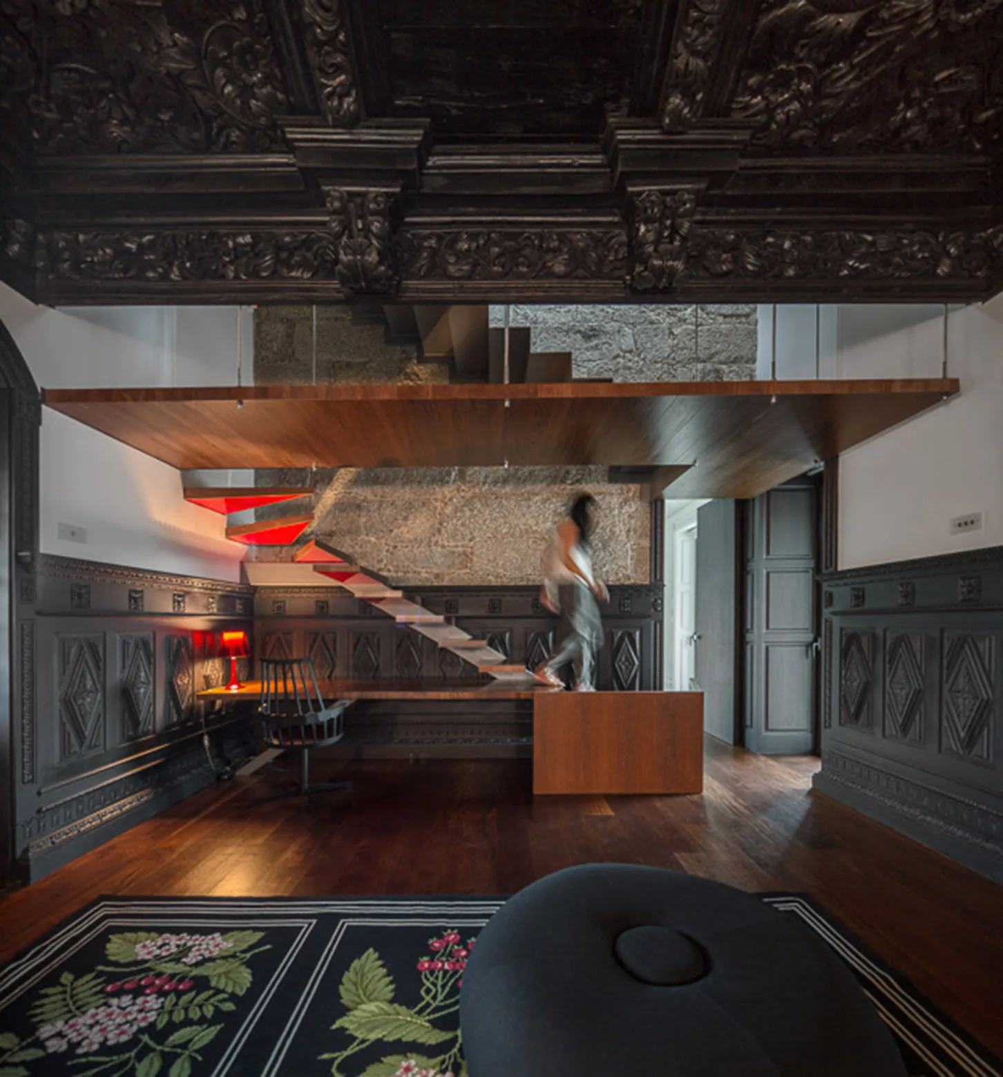 H:\ROOMS\STAIRCASE\STONE HOME 0036 (13).jpg
