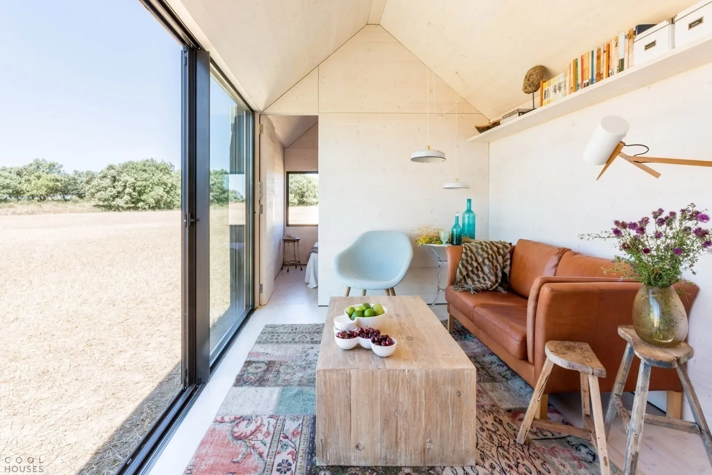 H:\ROOMS\LIVING ROOM - SALOON & MAJALIS\ECHO HOME 0032 (9).jpg