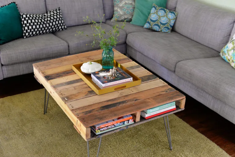 D:\Shosho\Darpedia Content\شهر نوفمبر\74\Hairpin-Pallet-Coffee-table.jpg