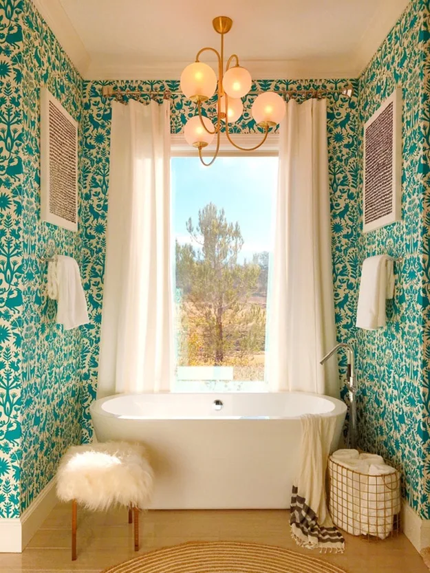 D:\Shosho\Darpedia Content\شهر نوفمبر\59\Colorful-floral-bathroom-walllpaper.jpg