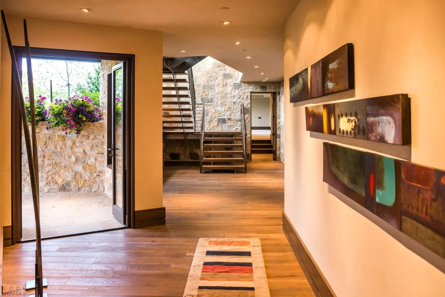 H:\ROOMS\HALL & ENTRY\ICONIC HOMES 0054 (15).jpg
