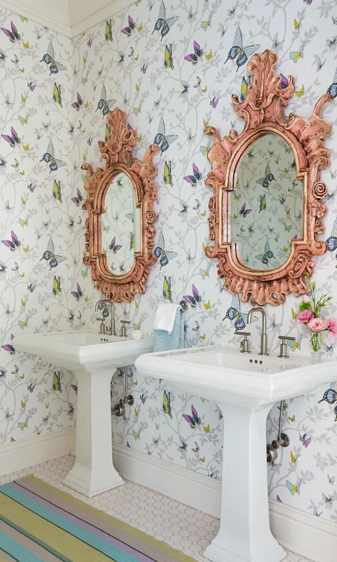 D:\Shosho\Darpedia Content\شهر نوفمبر\59\Floral-bathroom-wallpaper-design-and-double-vanity.jpg