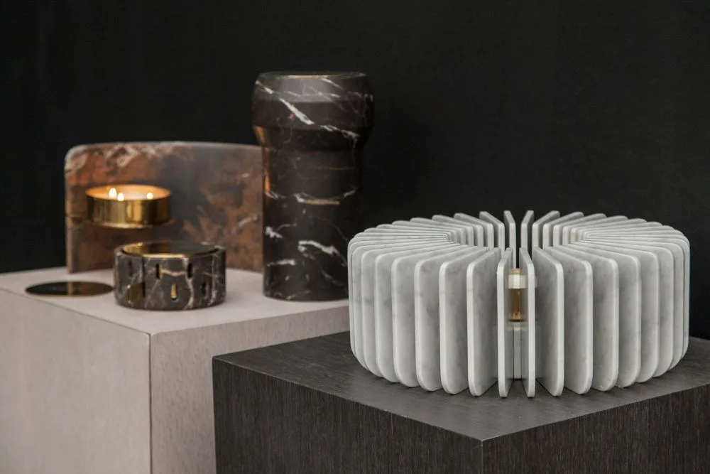 D:\Shosho\Darpedia Content\شهر نوفمبر\70\Marble-candles-holder.jpg