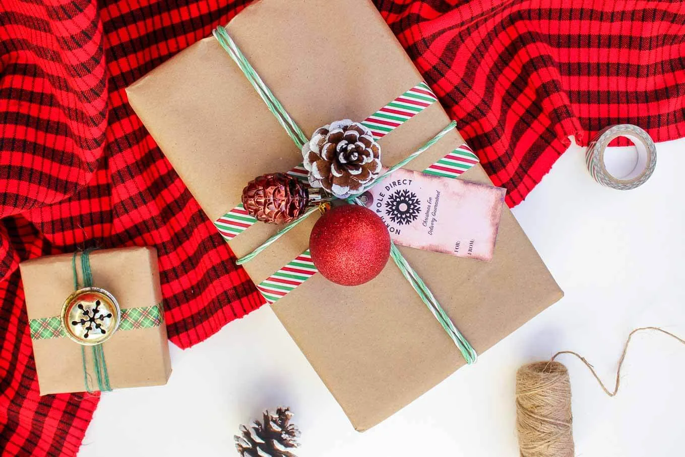 D:\Shosho\Darpedia Content\شهر نوفمبر\38\DIY-Gift-Wrap-Ideas-Dollar-Store-3.jpg