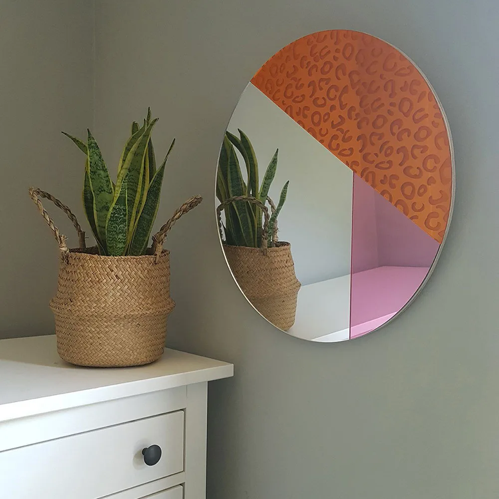 D:\Shosho\Darpedia Content\شهر نوفمبر\36\Home-accessories-trends-2019-mirror-art.jpg