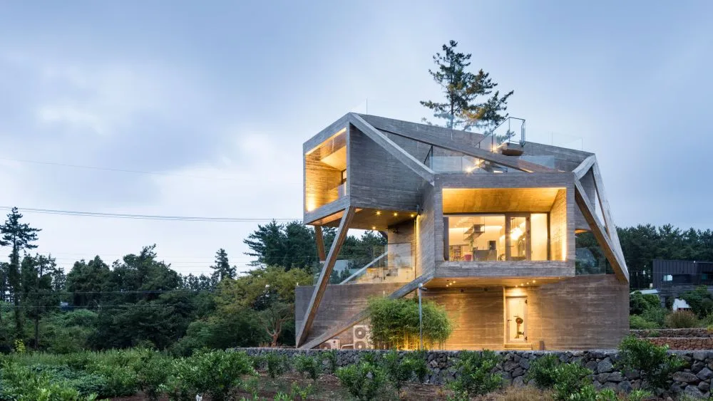 Concrete-House-by-South-Korean-architect-Moon-Hoon