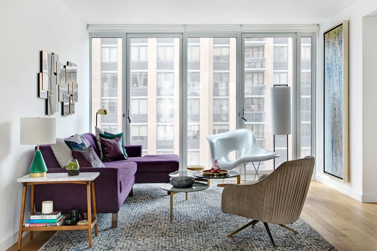 D:\Shosho\Darpedia Content\شهر نوفمبر\72\Decor-aid-living-room-detail-transitional-style.jpg
