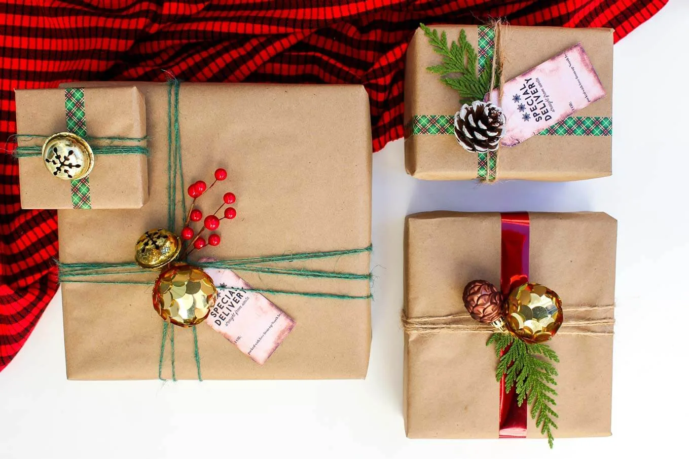D:\Shosho\Darpedia Content\شهر نوفمبر\38\DIY-Gift-Wrap-Ideas-Dollar-Store.jpg