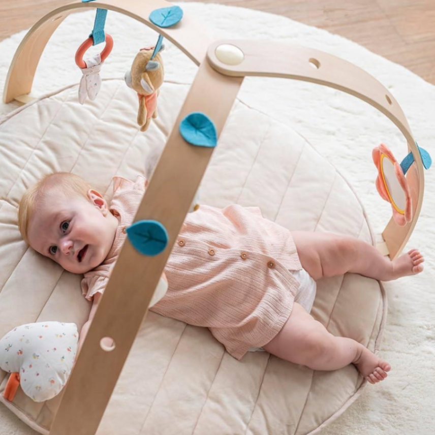 Ingenuity Cozy Spot Activity Gym & Play Mat with Wooden Toy Bar | فرشة ألعاب وأنشطة للأطفال مع قوس خشبي