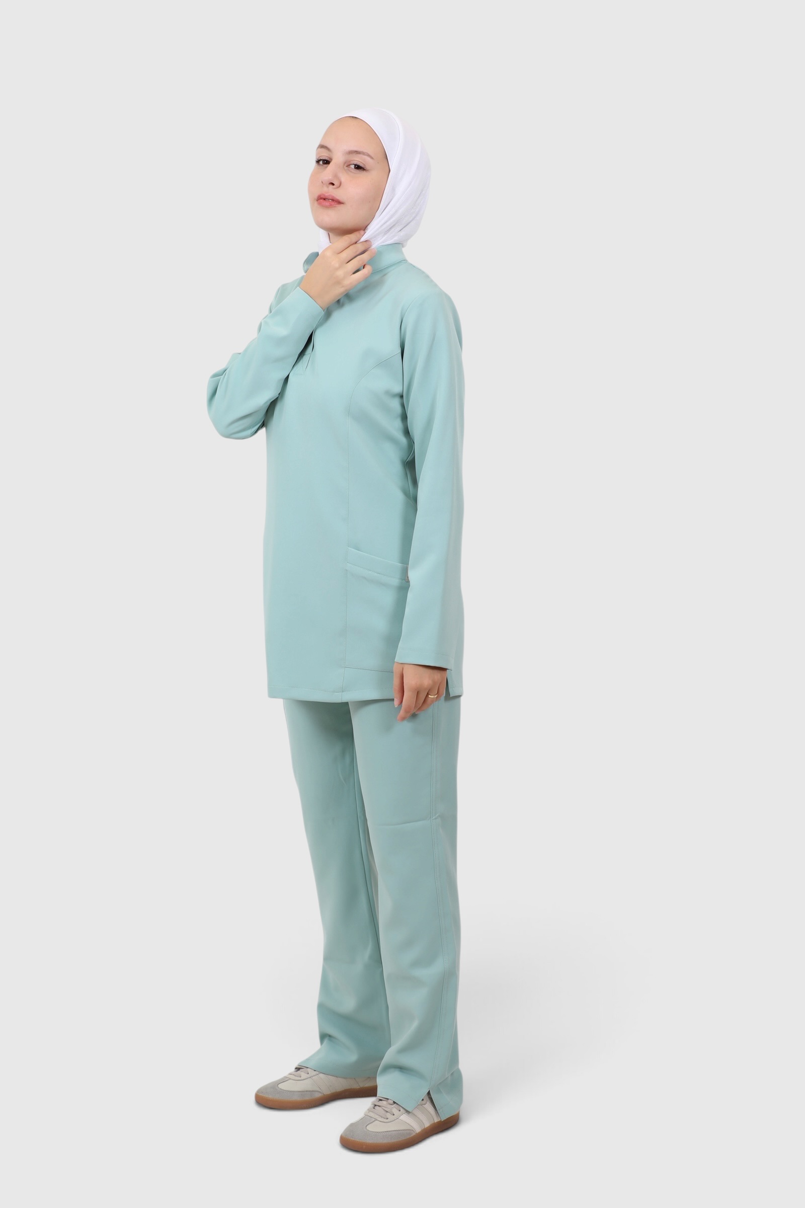 RM Modest- Sea Mint 2