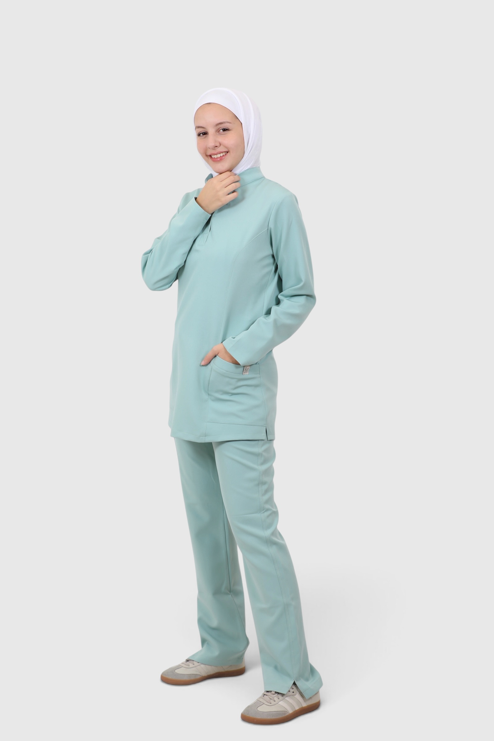 RM Modest- Sea Mint 3
