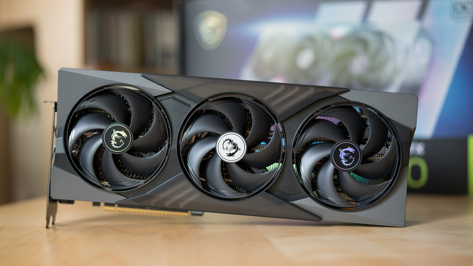 MSI GeForce RTX 5070 12G GAMING TRIO OC