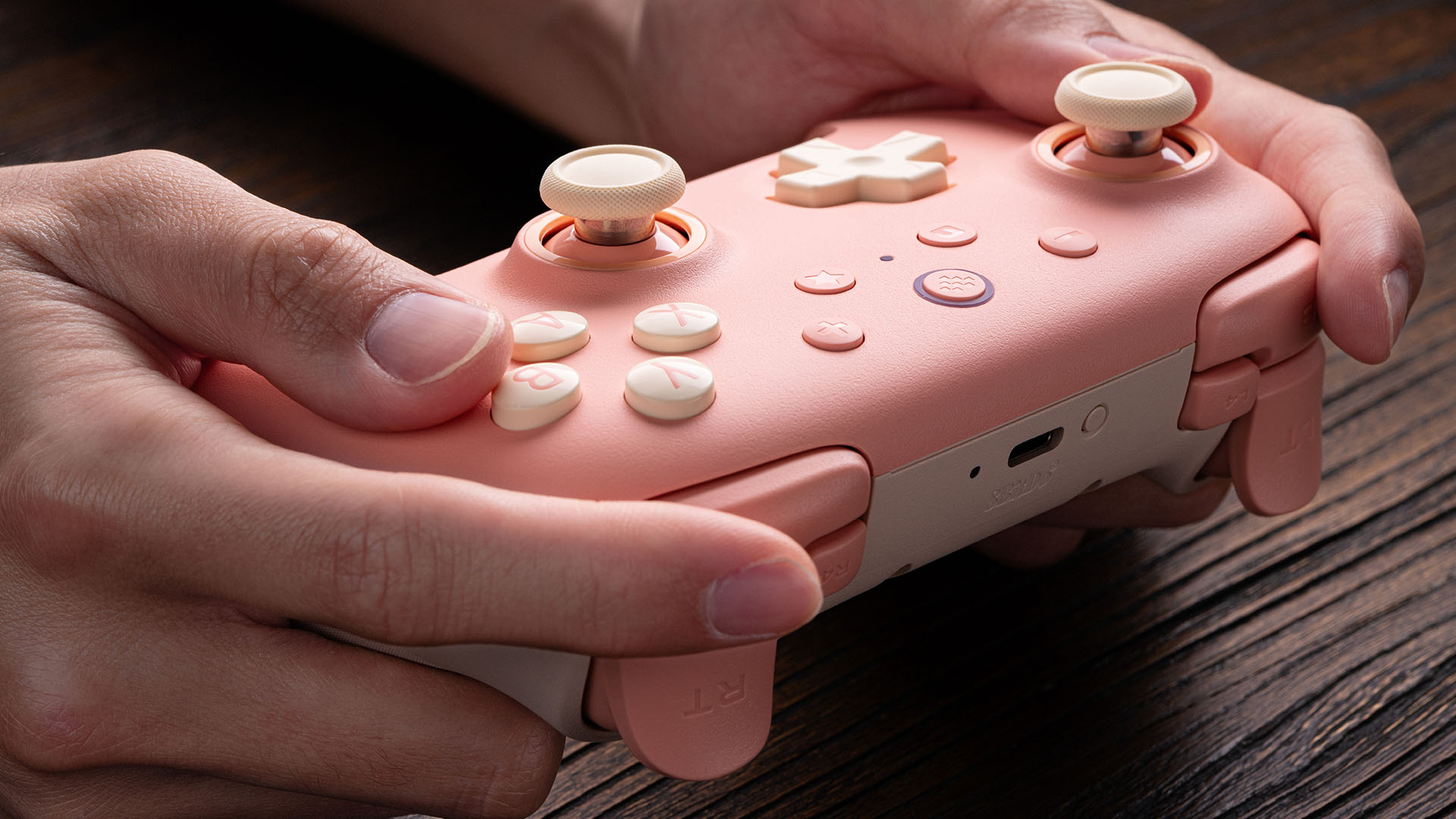 8BitDo Ultimate 2C Wireless Controller (Peach)